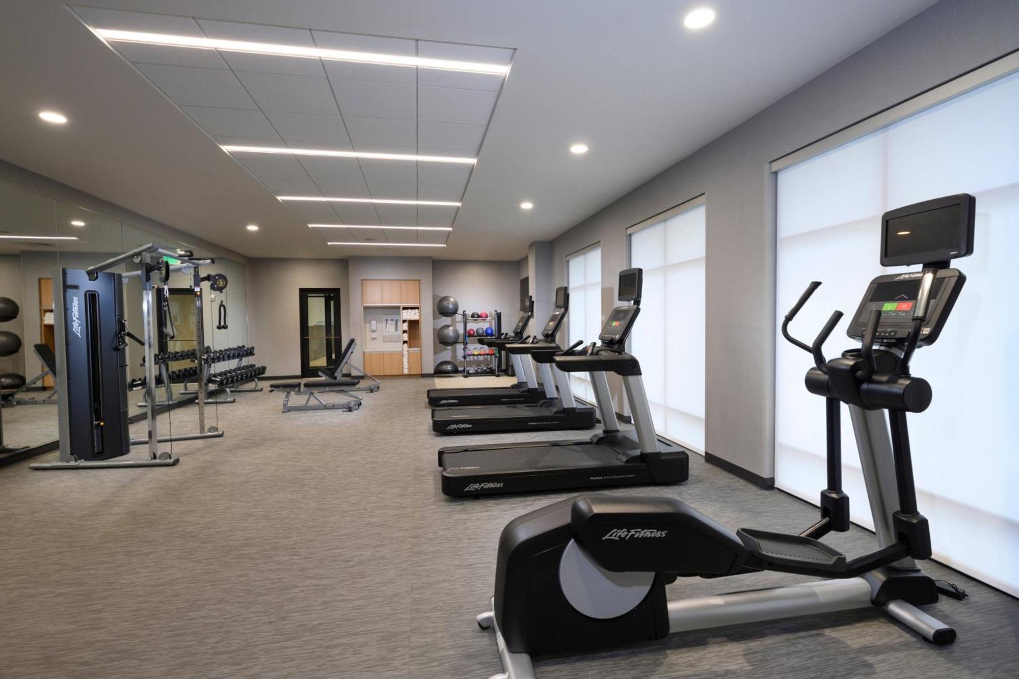Courtyard By Marriott Charlotte Waverly Ballantyne Extérieur photo